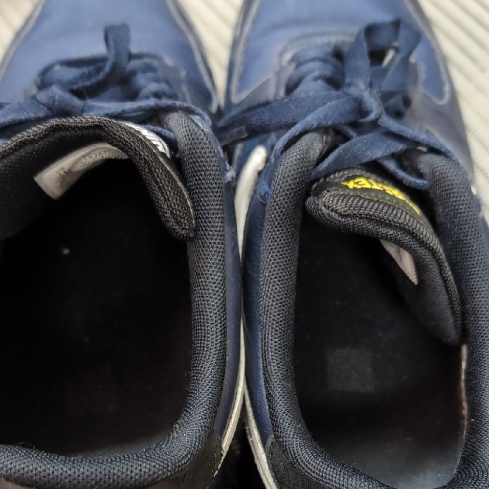 Nike Air Force 1 Low Gore-Tex Navy Obsidian - Picture 8 of 9